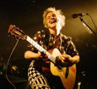 Irish Dynamite Wallis Bird In Nz For Her Debut Tour In March 2019