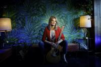 Jackie Bristow Releases New Single & Video 'livin&rsquo; For Love'