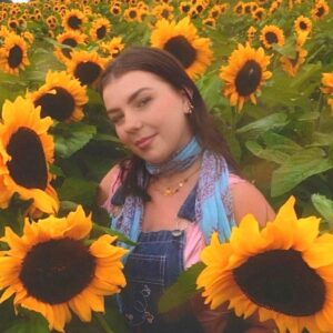 Julia Belle Announces 'time Flies And I'm Miserable'