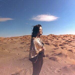 Katie Thompson Releases New Single 'do You Think Of Me?'