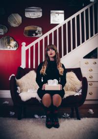Kendall Elise Returns With Poignant New Single 'between Hello And Goodbye'