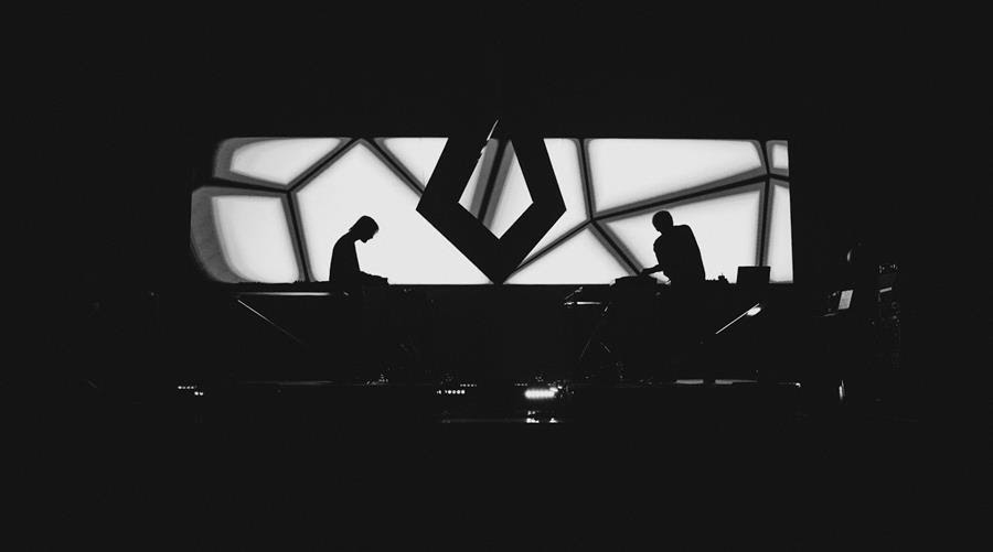 Kiasmos1