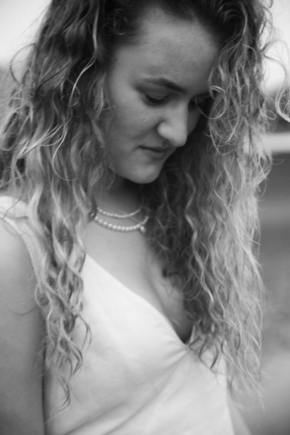 Kiwi Singer Songwriter Nel. Releases Second Single 'is This Real?'