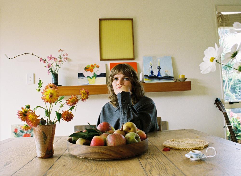 Louisa Nicklin Unveils New Song 'thick' + Announces New Album 'the Big Sulk'