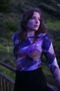 Lucy Munro Releases 'solid Land' Single