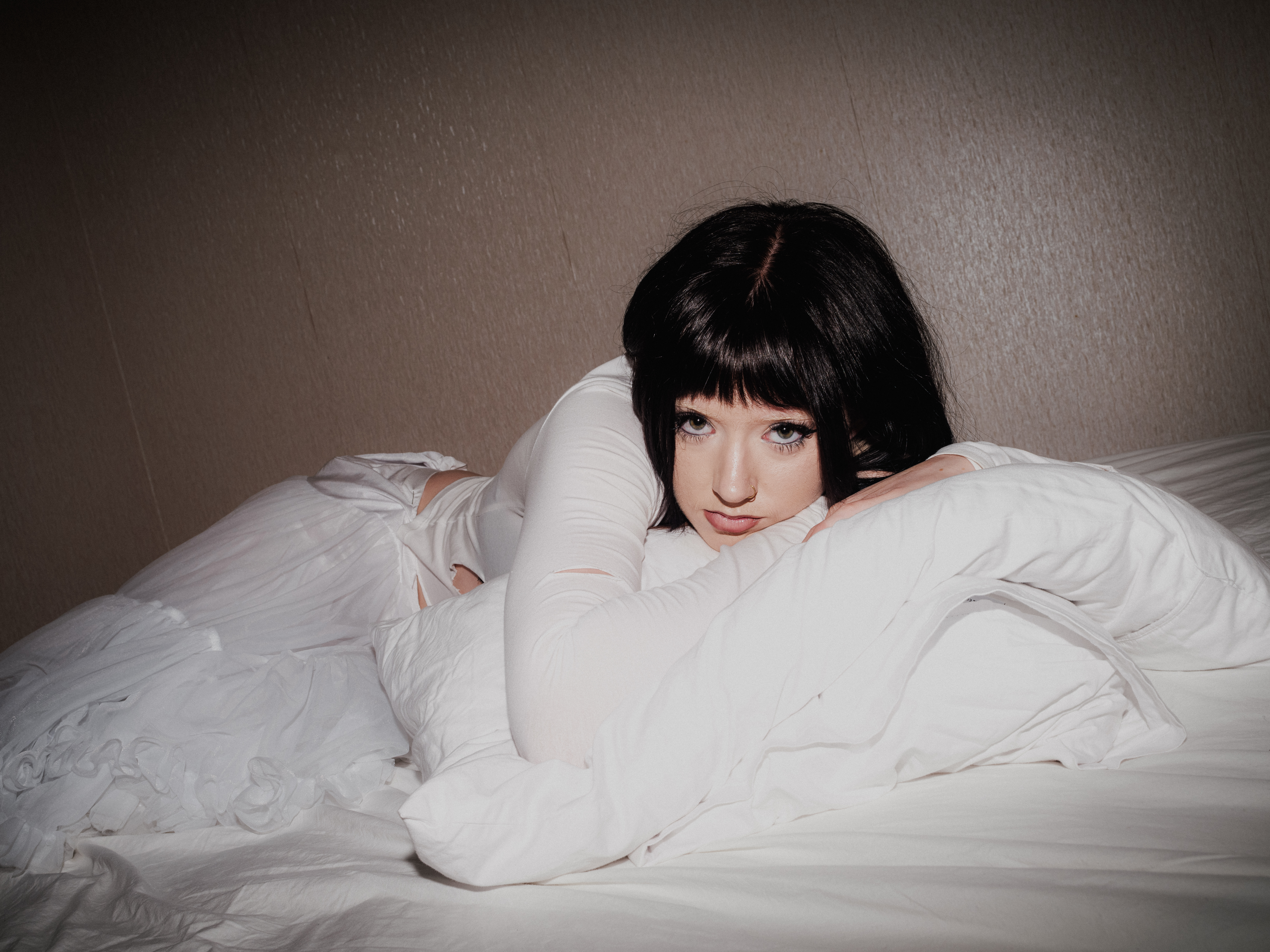 Rising NZ Artist Lucy Gray Releases 'Pull Out Mattress' – Muzic.NZ