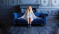 Mel Parsons Announces Spring Solo Tour