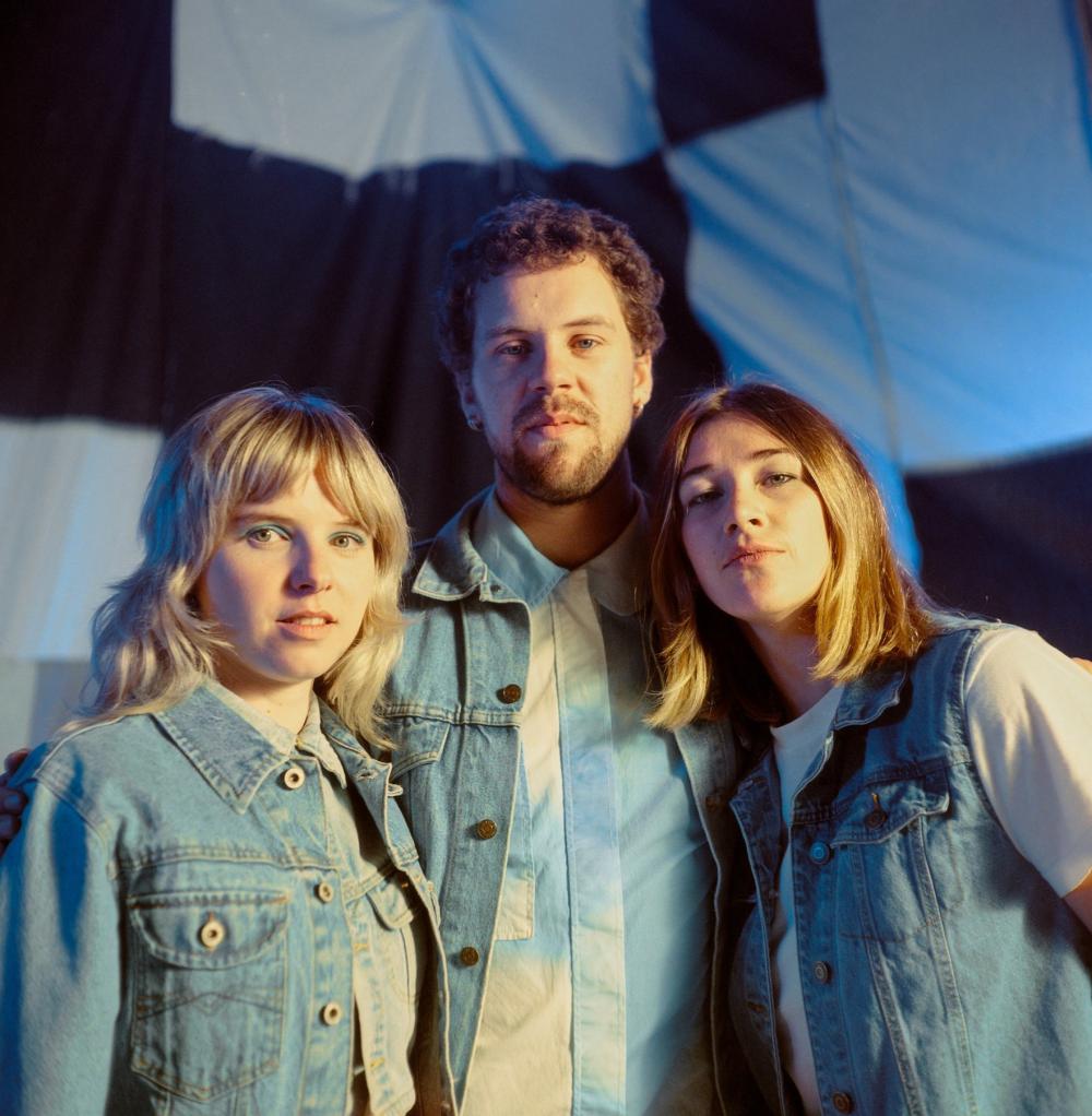 Mermaidens Announce Self Titled Fourth Album + Release New Single 'i Like To Be Alone'