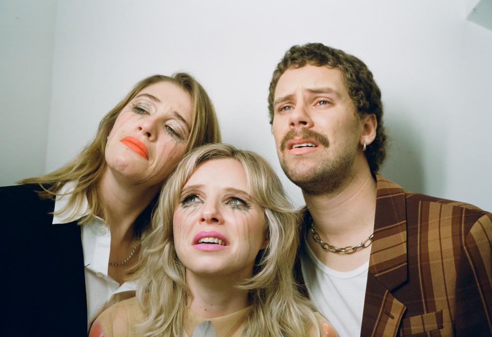 Mermaidens Release New Single 'sister' New Album Coming November 3