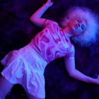 Mich&egrave;le Ducray Releases New Single 'manifesto'