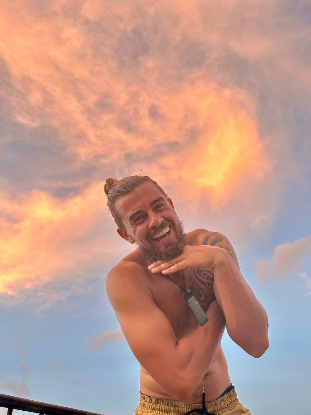 Midas Mind Returns From A Tropical Hiatus With His Self Care Anthem 'mind Golden'