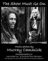 Music Photos By Murray Cammick The Show Must Go On
