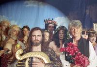 Neil & Liam Finn Reveal Anthropomorphous Tragicomedy In Their Video For &lsquo;back To Life&rsquo;