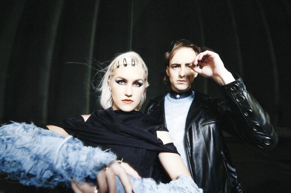 New Zealand Pop Trailblazers Foley Release New Single 'tongue' And Announce Debut Album 'crowd Pleaser' Out August 25