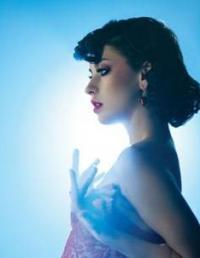 New Zealand's Very Own Kimbra Tops The Us Billboard Chart