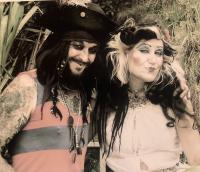 Nz Pirate Reveals Love Song For His Queen