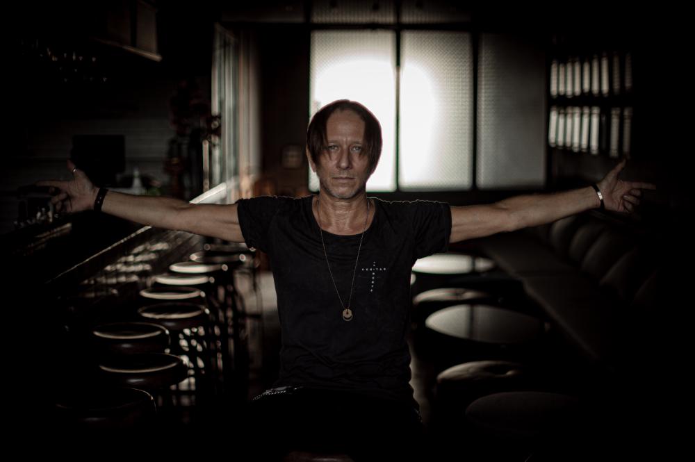 Phil Stoodley Releases 'vampires'