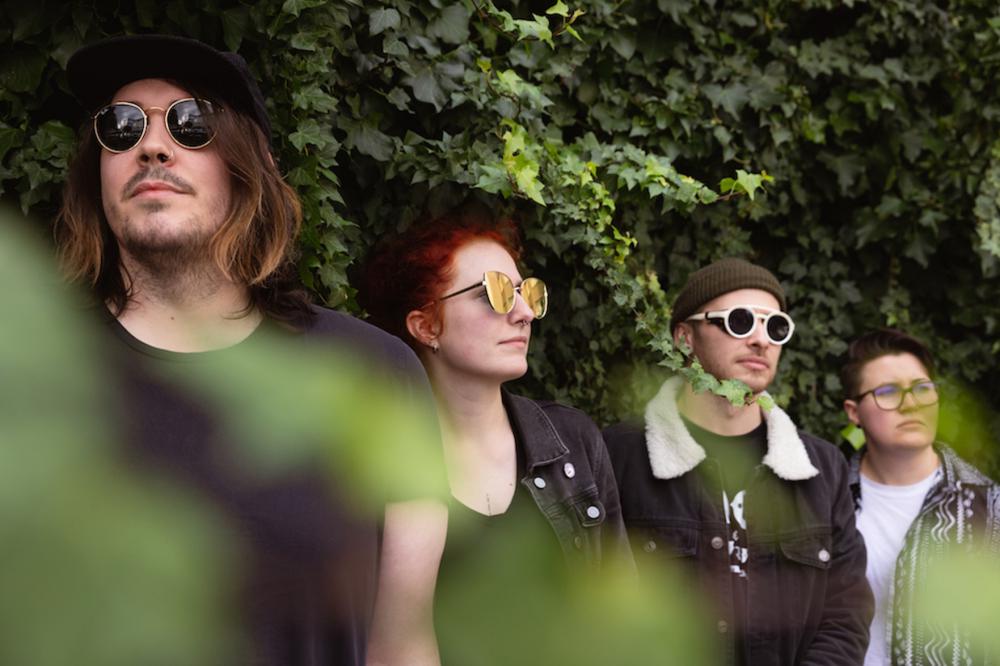Pipsy Pōneke Alt Pop Group Share Their New Single 'stuck In My Brain'