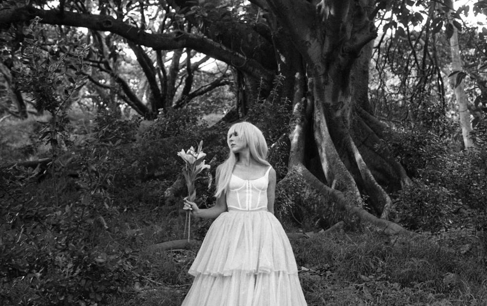 Reb Fountain Releases Ethereal New Single + Video 'faithless Lover' + Announces One Off Show At The Powerstation