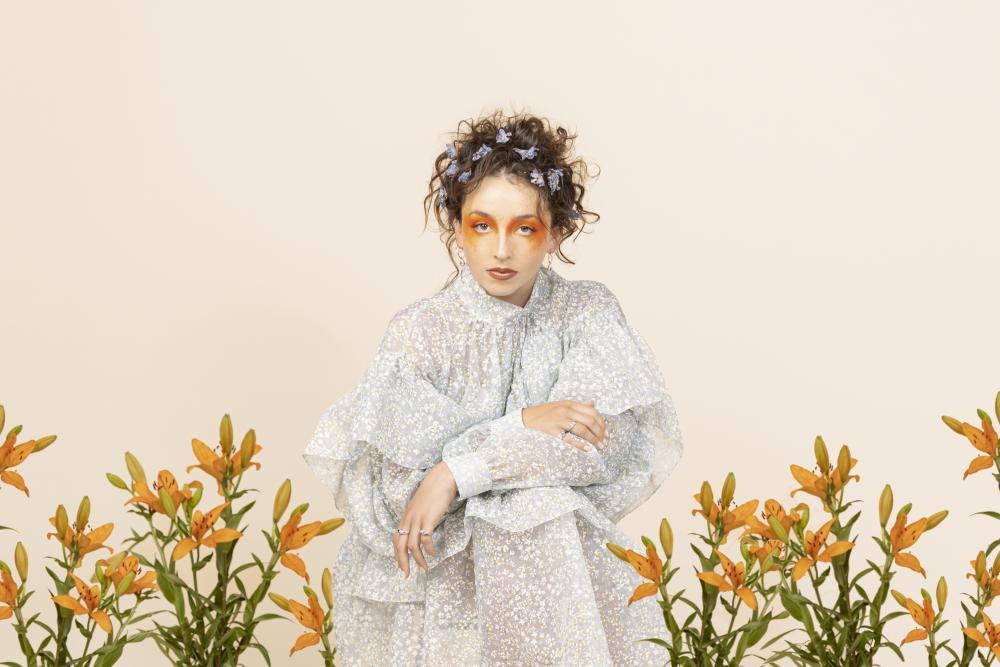 Sofia Machray Releases Highly Anticipated Debut Record 'language Of Flowers'