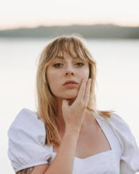 Sophie Gibson Releases Powerful Video For Heartbreaking Single 'deeper Waters'