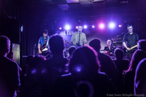 Tablefox Celebrate 10th Anniversary With A Classic James Reyne Track From Their Live Set