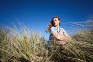Taranaki Indie Folk Sweetheart Liana Hart Reveals Second Single, 'don’t Ghost'