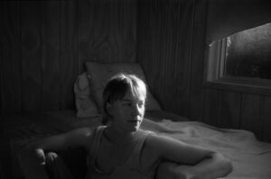 Tessa De Lyon Announces 'tessa’s Album' Alongside The Single 'theme Song' And Music Video Starring Ducks