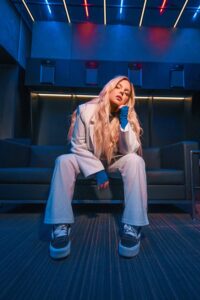 Tones And I Announces Highly Anticipated Headline Australia And Nz Tour
