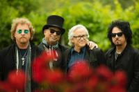 Toto Announce Nz Tour