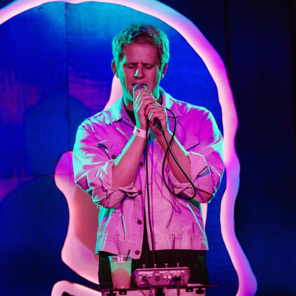 Tv Girl Are Bringing Their Hypnotic Pop Live Show To New Zealand This July