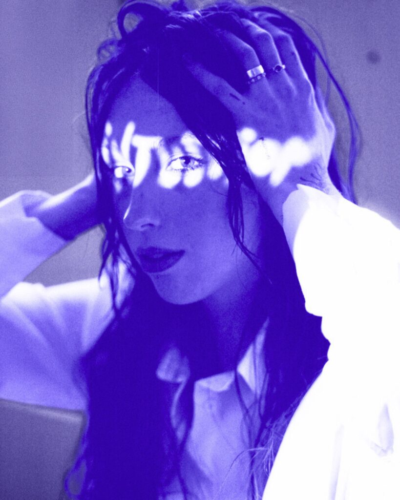 Intuition blue