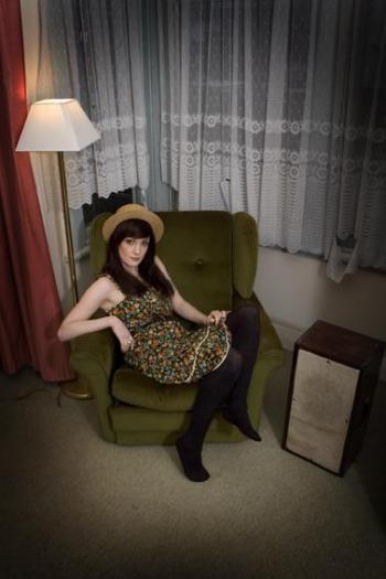 Eva Prowse Youngest Child Single Review 1