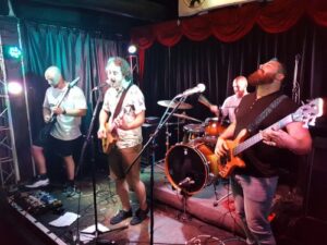 Gig Review: Cafe Fistfight @ The Ding Dong Lounge, Auckland 15/01/2021 4