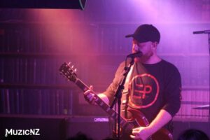 Gig Review: Dead Favours @ Meow, Wellington 27/04/2023 3