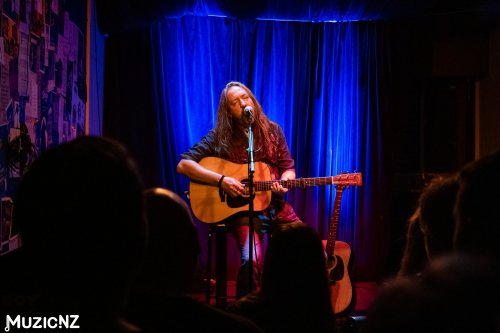Gig Review: Jon Toogood @ Double Whammy, Auckland 8/11/2024 4