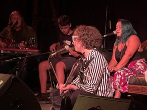 Gig Review: Looking For Alaska & Albi & The Wolves @ Leigh Sawmill, Leigh 12/02/2022 4